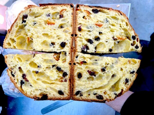El panettone de la Confitería Artiaga, por dentro. Foto, Rodolfon Reich.