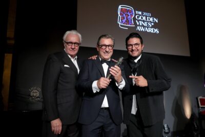 Joan Roca recogiendo el testigo culinario de los Golden Vine Awards