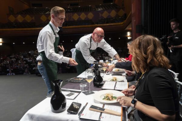 El equipo danés presenta su trabajo al jurado de Copa Jerez