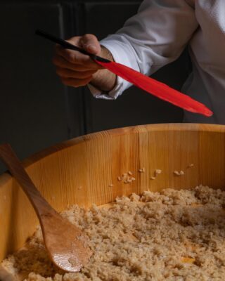 Arroz para los nigiris en Zuara (Foto: Zuara)