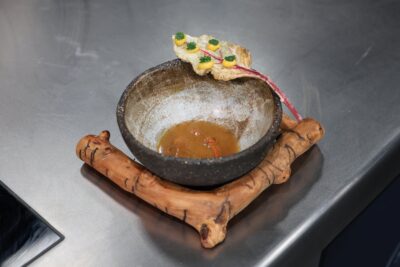Plato con setas de descarte de Montia
