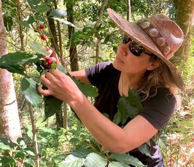 Carmen Zavaleta en la Finca Santa María