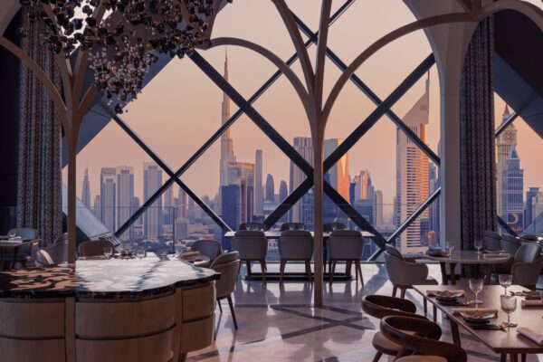 Qabu by Paco Morales en Dubai