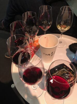 Cata de los vinos españoles que se venden en la Place de Bordeaux