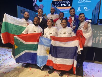 Los concursantes de ocho países del IV Campeonato Cocinando con trufa de Soria
