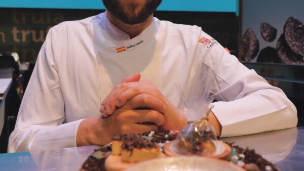 Rubén Arnanz gana el IV Concurso Internacional Cocinando con Trufa de Soria