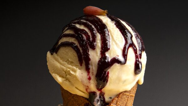 Helado de leche de cabra. Jeferson García