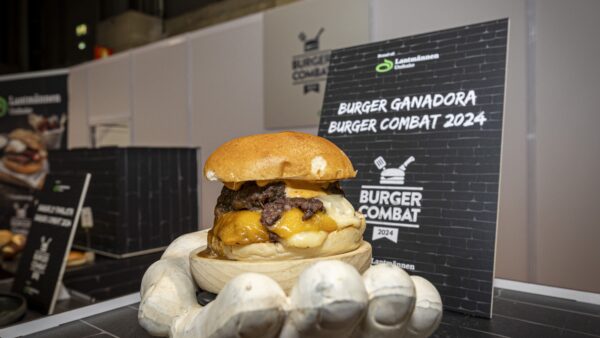 Hamburguesa ganadora del IV Burger Combat, elaborada por Martín Fernández, de Bágoa Gastrobar (Ourense)