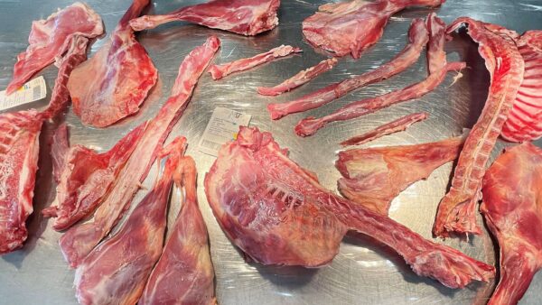 Despiece de carnes de cabra empleadas en el estudio
