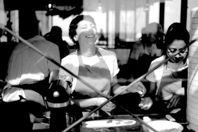 Debora Fadul en la cocina de Diaca.