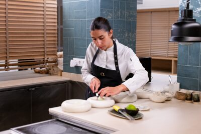 Clara Campoamor, jefa de repostería de Sol Post