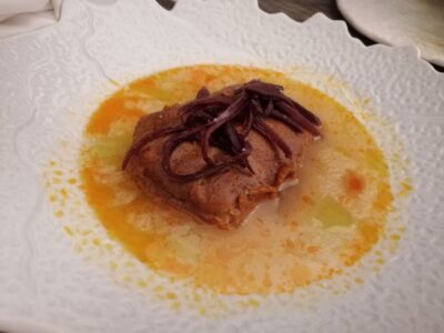 Homenaje al caldo de pescado isleño de El pellizco