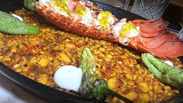 Arroz con langosta y bearnesa estragón. Foto, Pamela Villagra.