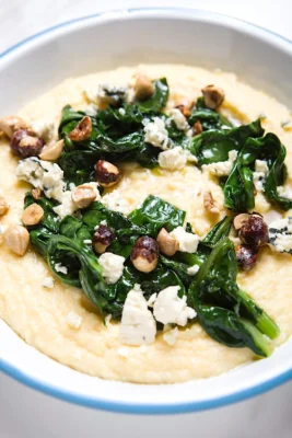 Polenta con queso azul. Narda Lepes en Narda Comedor