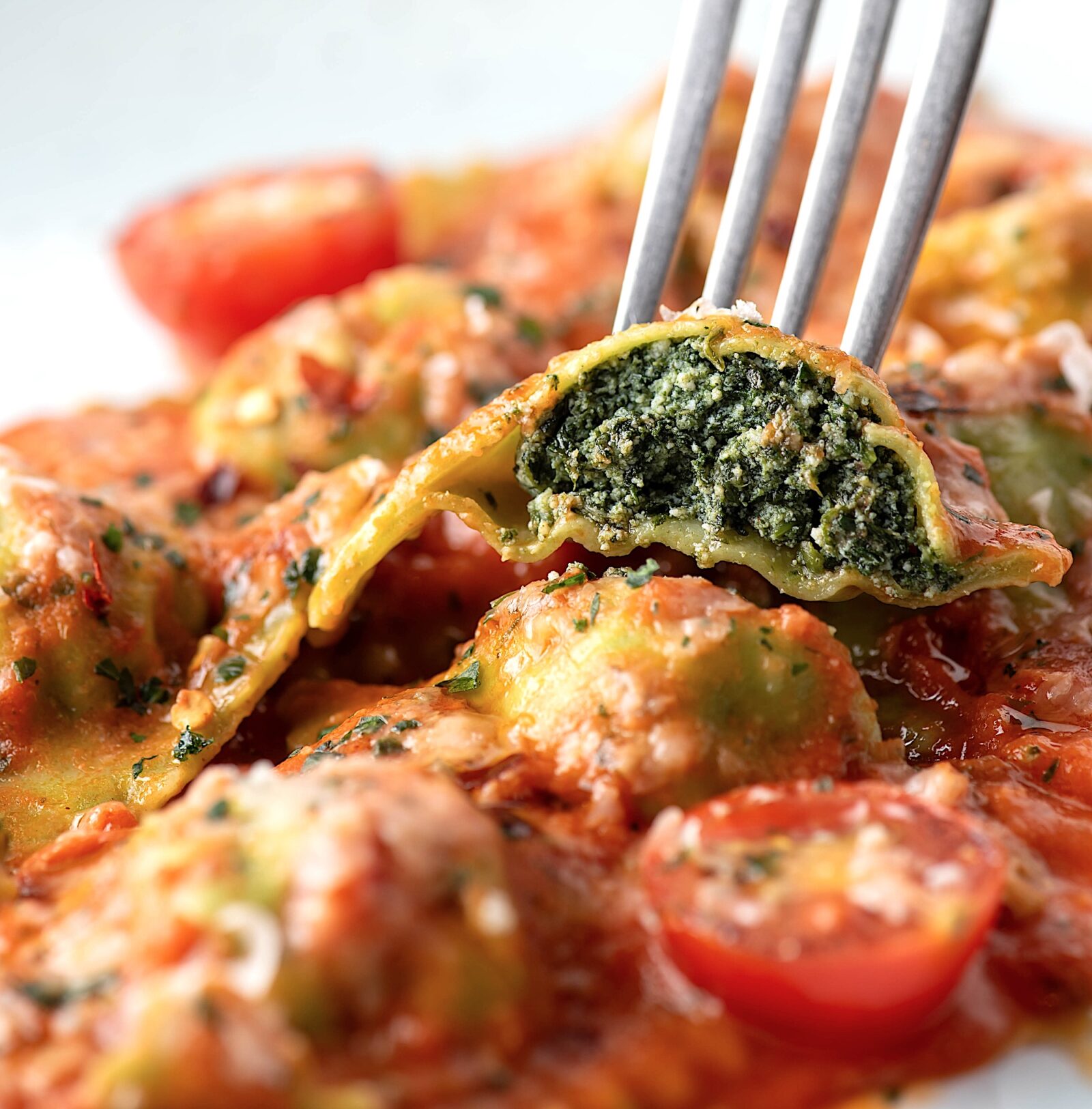 Ravioli verde all' arrabiata. Miguel Hernández en Ostería Convivium - 7 ...