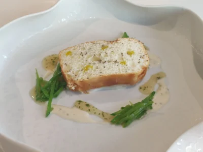 Pan brioche ahumado de pescadilla