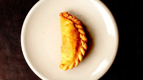 Empanada de carne. Guido Tassi en Don Julio. Buenos Aires.