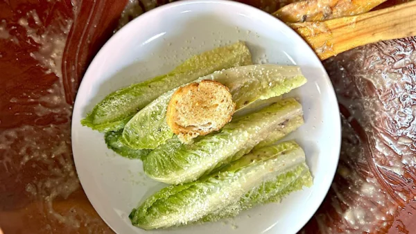 Ensalada César. Foto, Claudio Poblete.