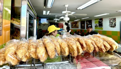 Preparacioones de la Panadería Miramar.