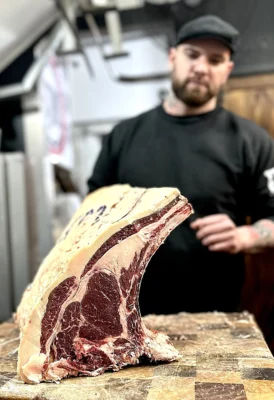 según su tamaño y composición de la grasa, pueden pasar entre 20 y 30 días madurando. Foto, R. Reich.