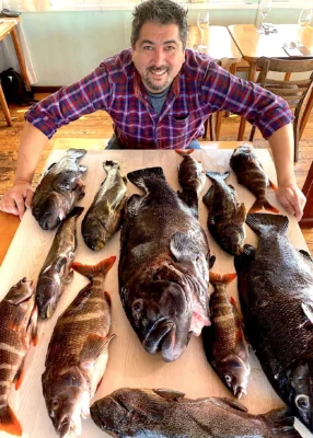 El pescado se trabaja al día en el restaurante de Cristian Gómez. Foto, Circular.
