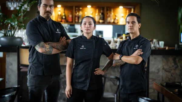 Henry Quesada, Kid Mey Chan y Aldo Elizondo en Conservatorium. Foto, Eric Segura.