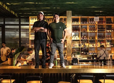 Mario Castrellón y Mitsuharu Tsumura en Mai Mai.