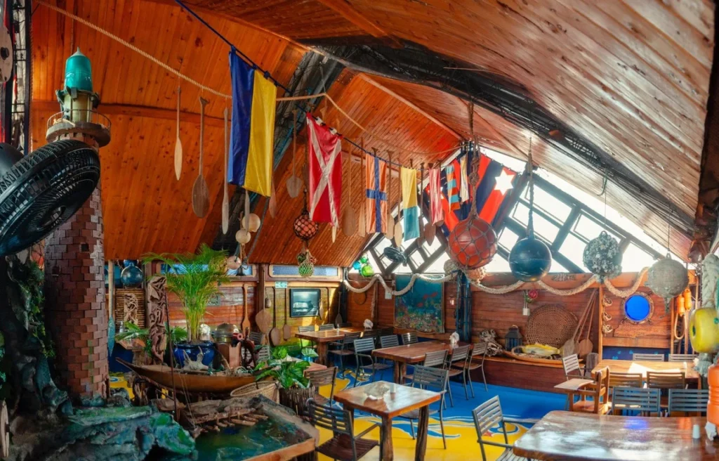 El Barco de Buena Mar, una gran travesía de sabor en Medellín 1