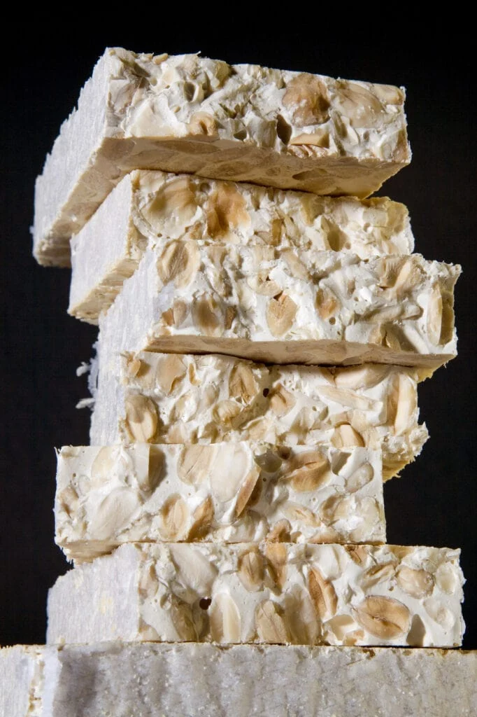 Polvorones, mazapán y turrón, esencia de la Navidad 3