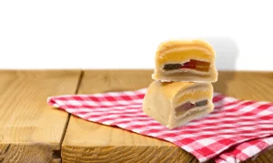 Polvorones, mazapán y turrón, esencia de la Navidad 2