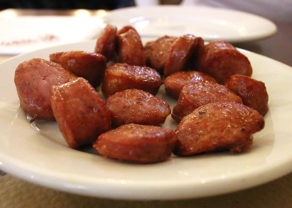 Longaniza de Aragón frita. La Bota de Aragón, Badalona