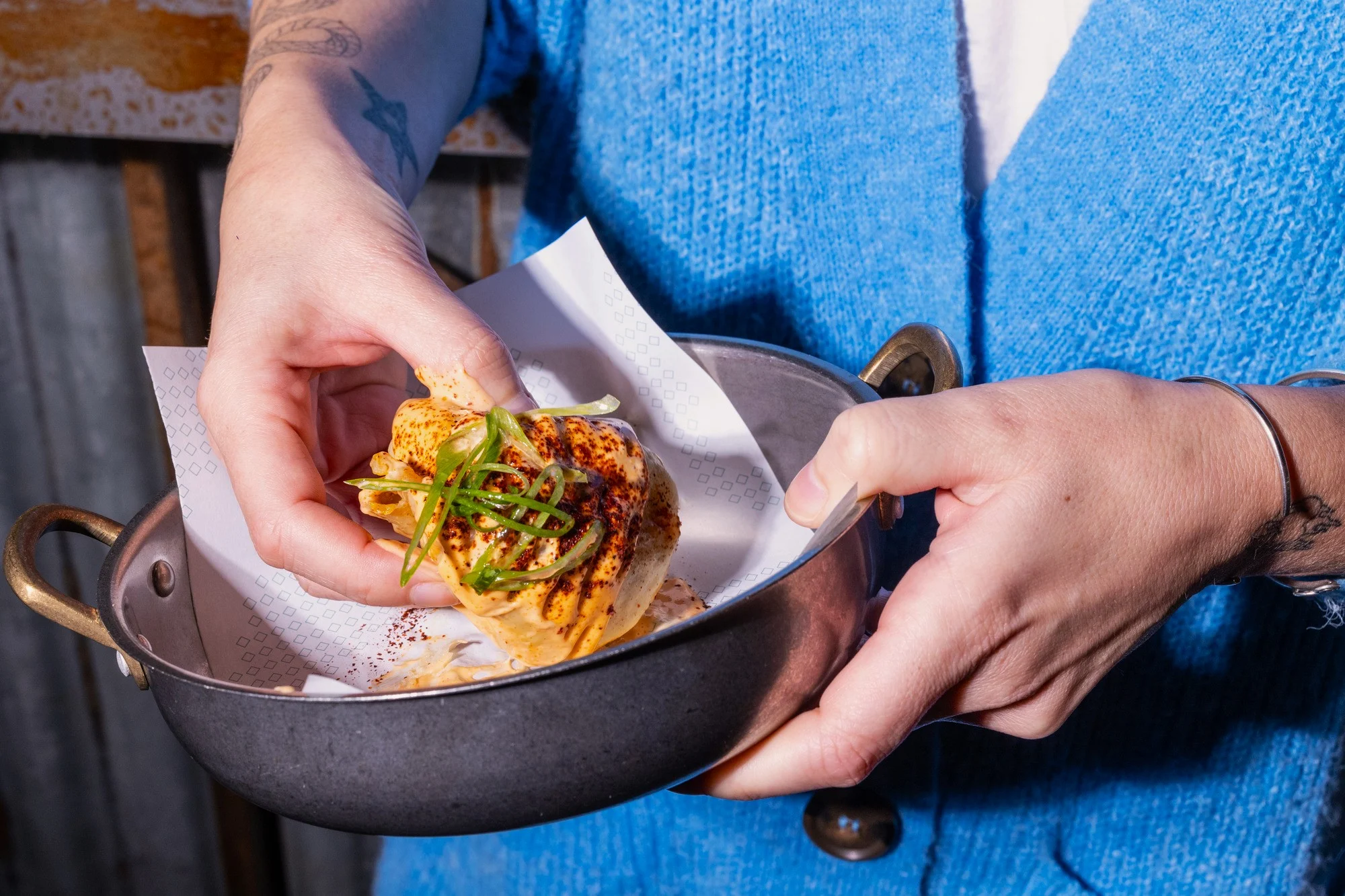 Insurgente, gastronomía mestiza sin reservas en el mercado de Chamberí 1