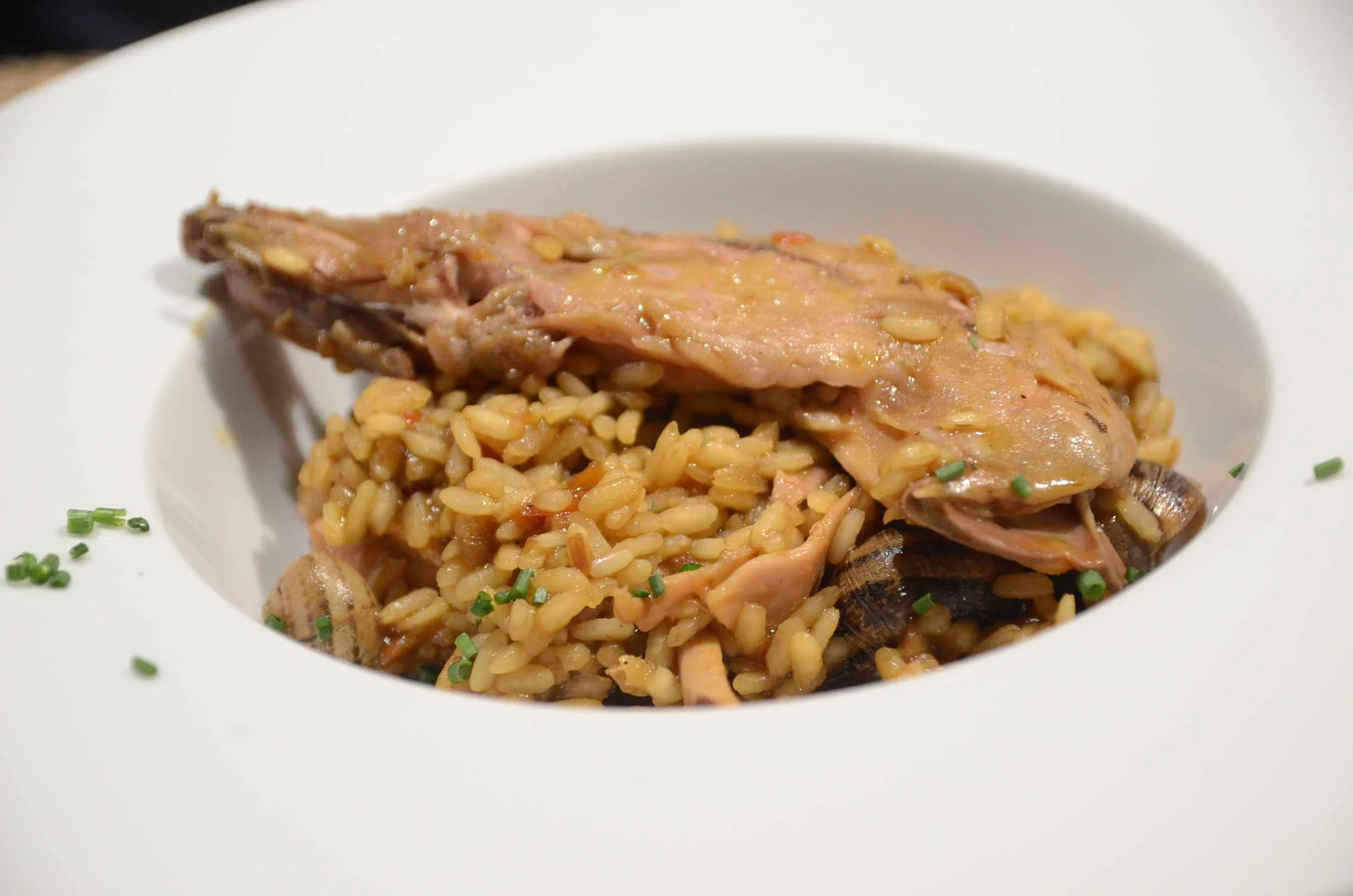 Arroz de conejo con caracoles