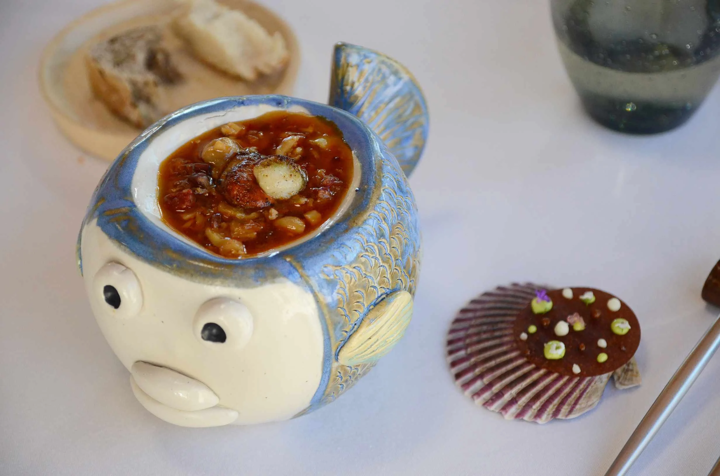 Callos de bacalao con purrusalda y zamburiña