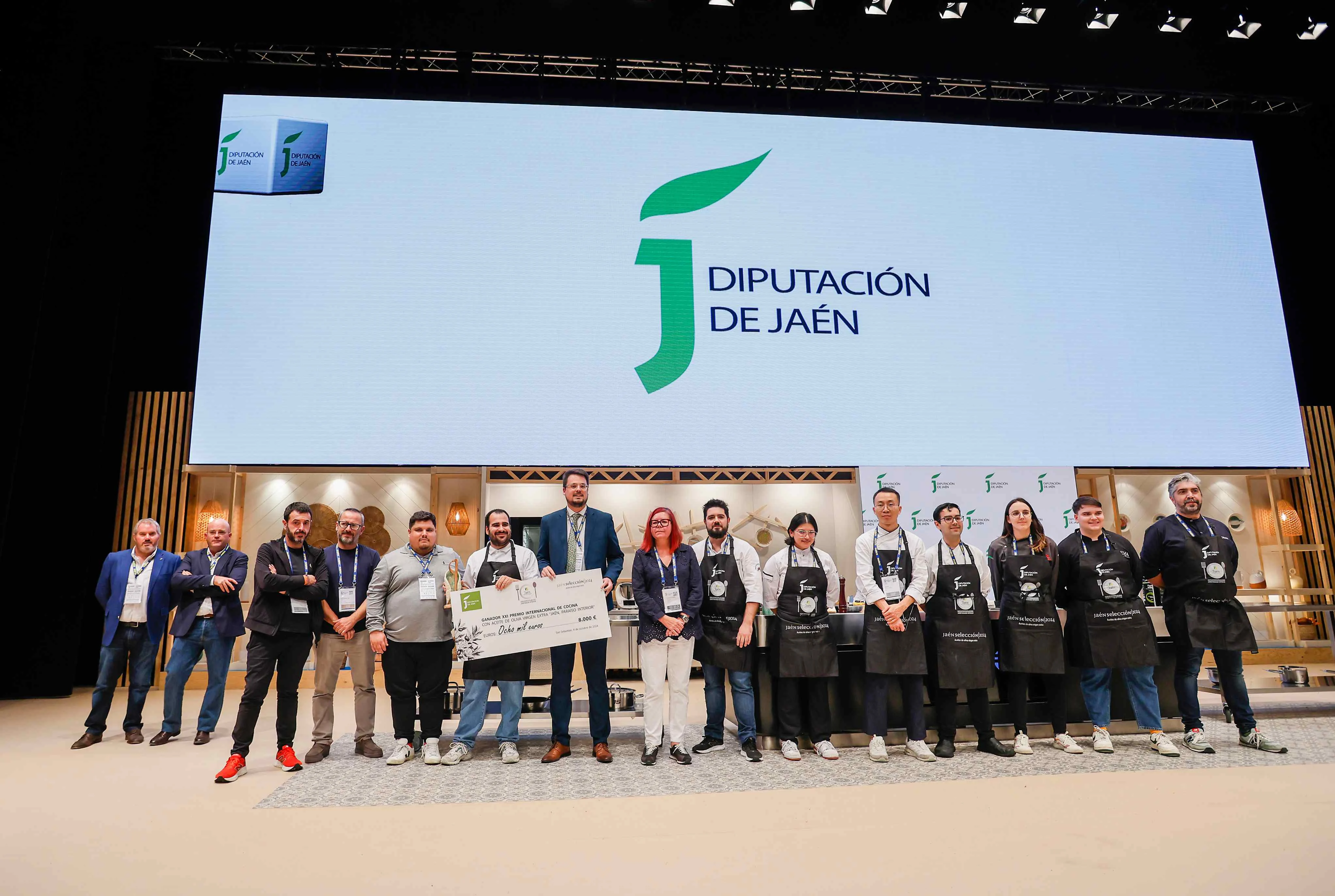 Entrega del premio Premio Internacional de Cocina con Aceite de Oliva Virgen Extra “Jaén Paraíso Interior”, edición XXII durante el Congreso San Sebastian Gastronomika 2024