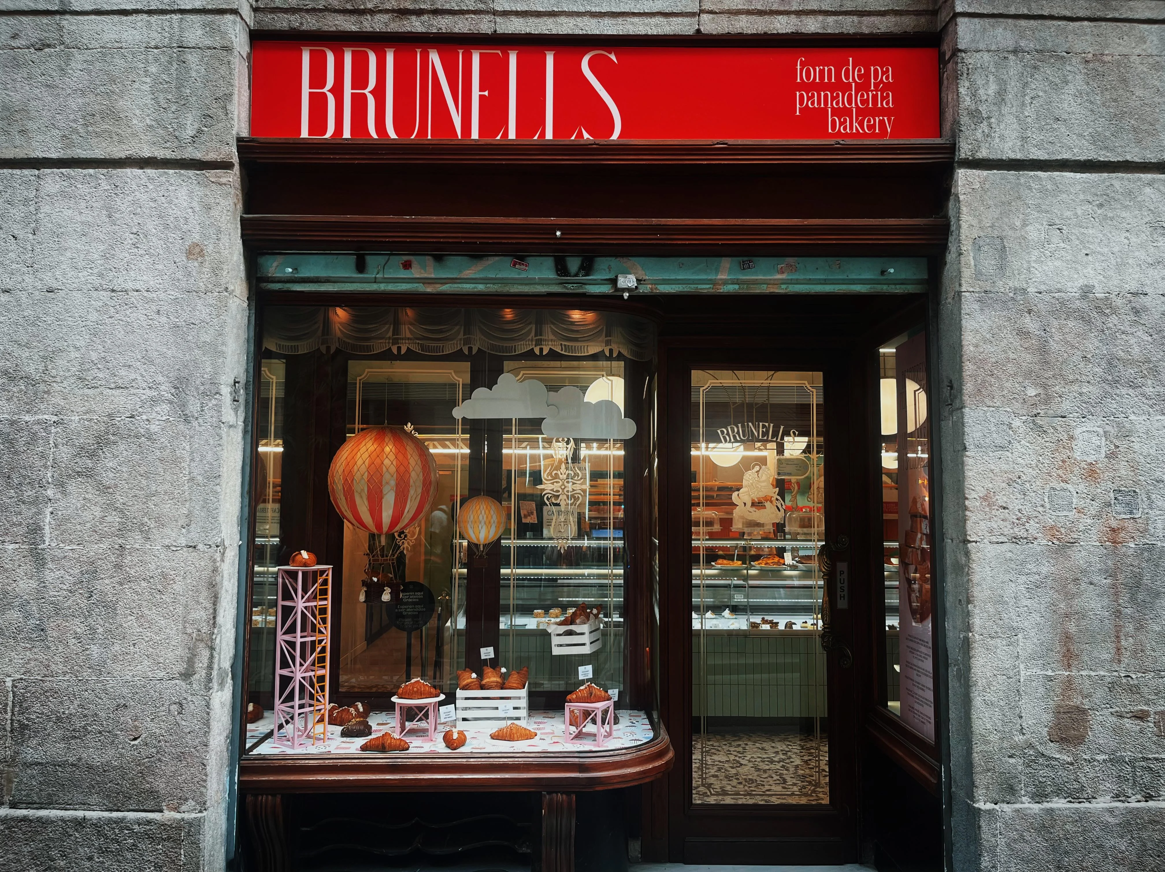 Paseo por Barcelona a través de sus pastelerías 1