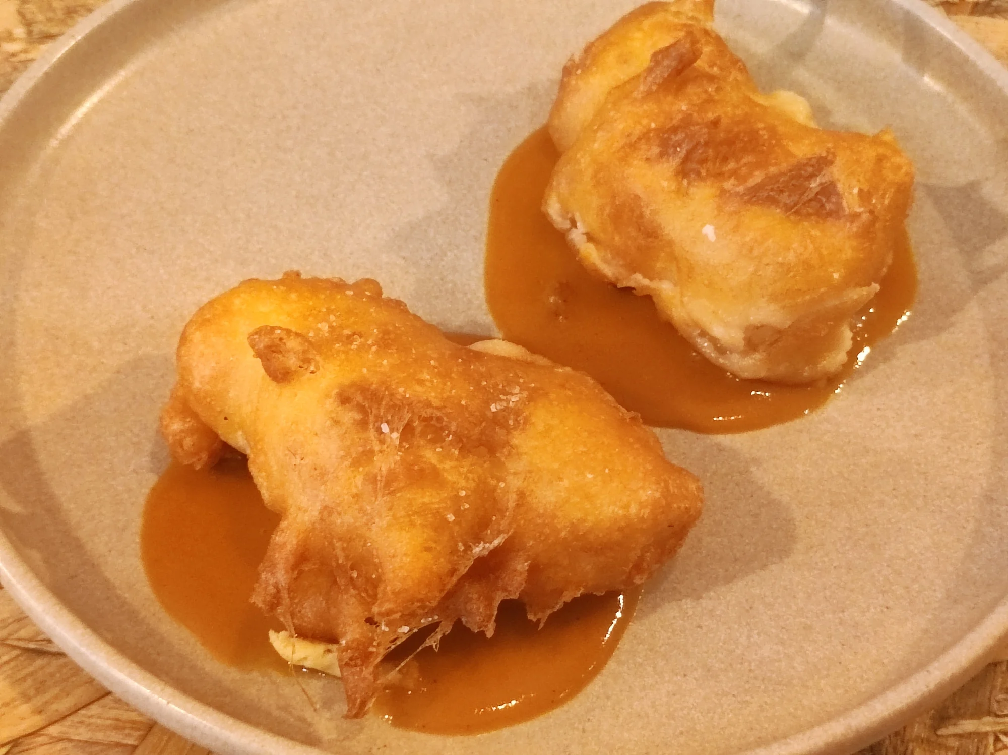 Bacalao en gabardina a la vizcaína en Fisgón, Madrid.