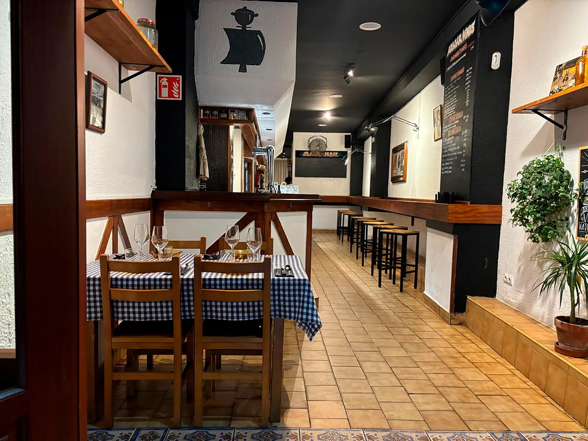Interior de Masta Taberna, en Zarautz.