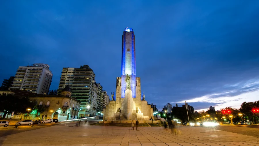 Monumento a la bandera argentina en Rosario.