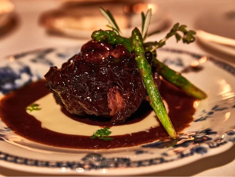 Rabo de toro al vino tinto