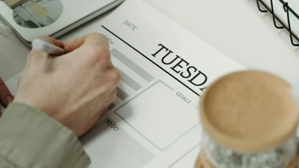 Día laborable, mesa de trabajo.