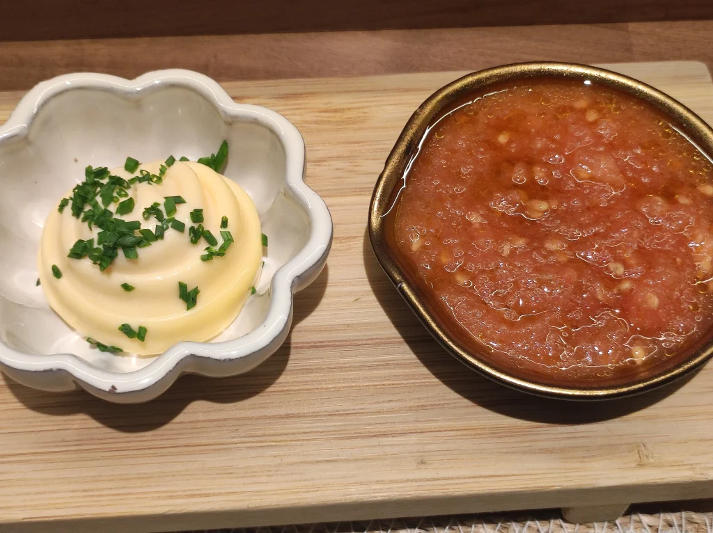 Alioli y salsa de tomate