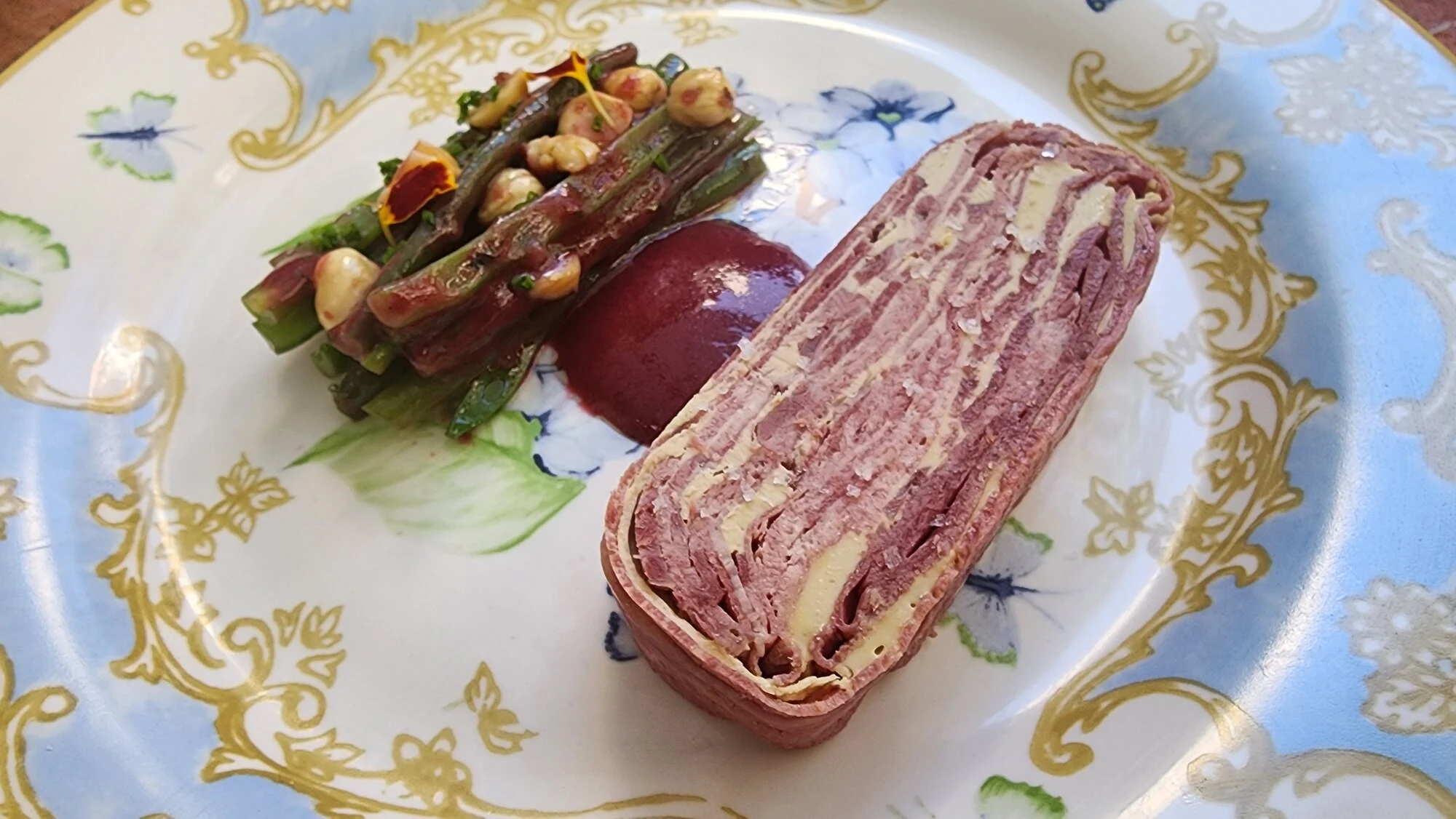 Milhojas de lengua y foie gras