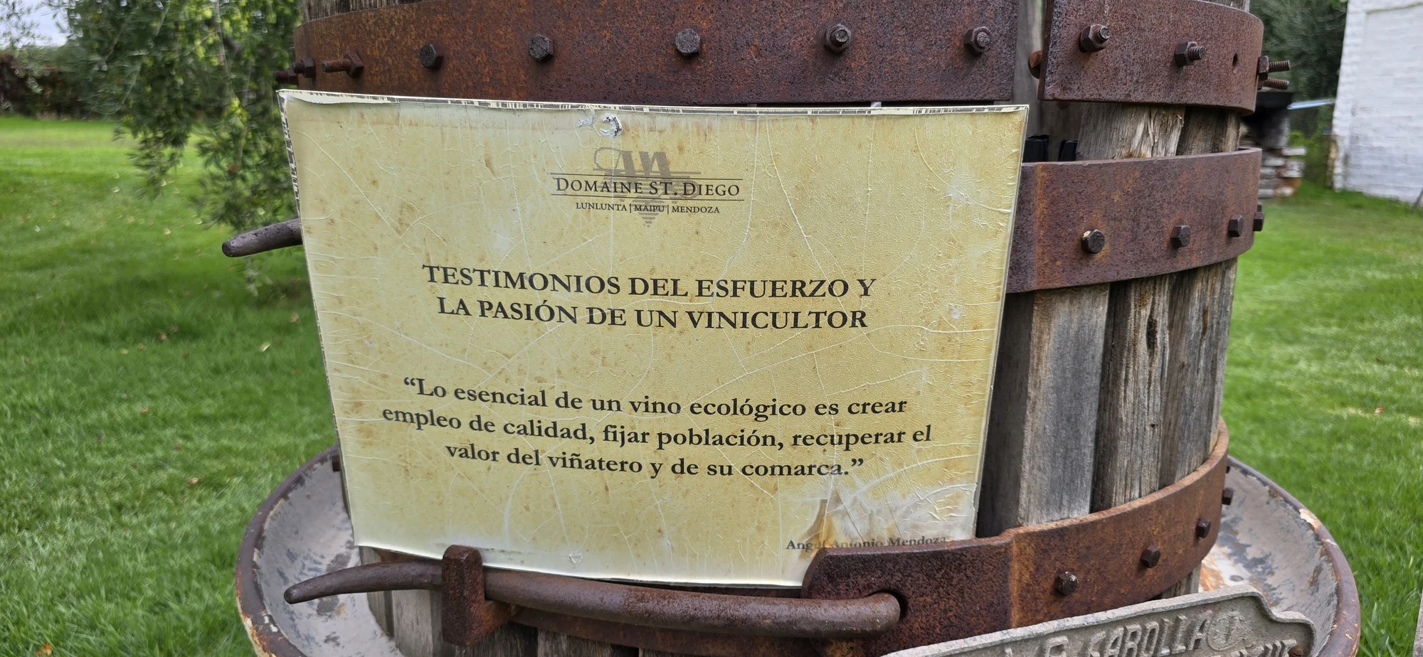 Ángel Mendoza, declaración de principios