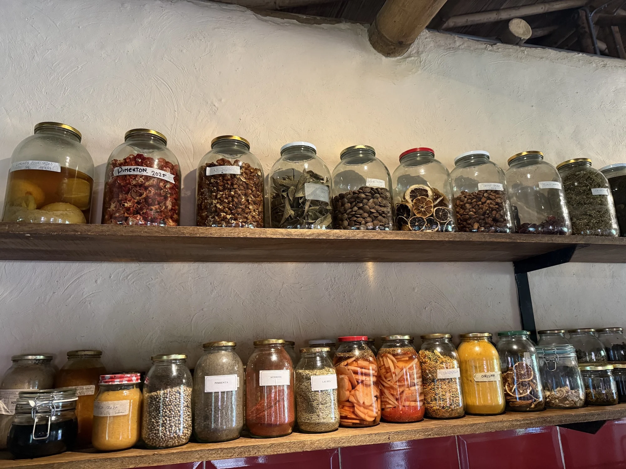 Finca Alquímico, despensa