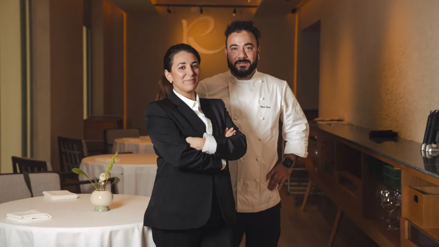 René. Andrea Martos y Diego René.