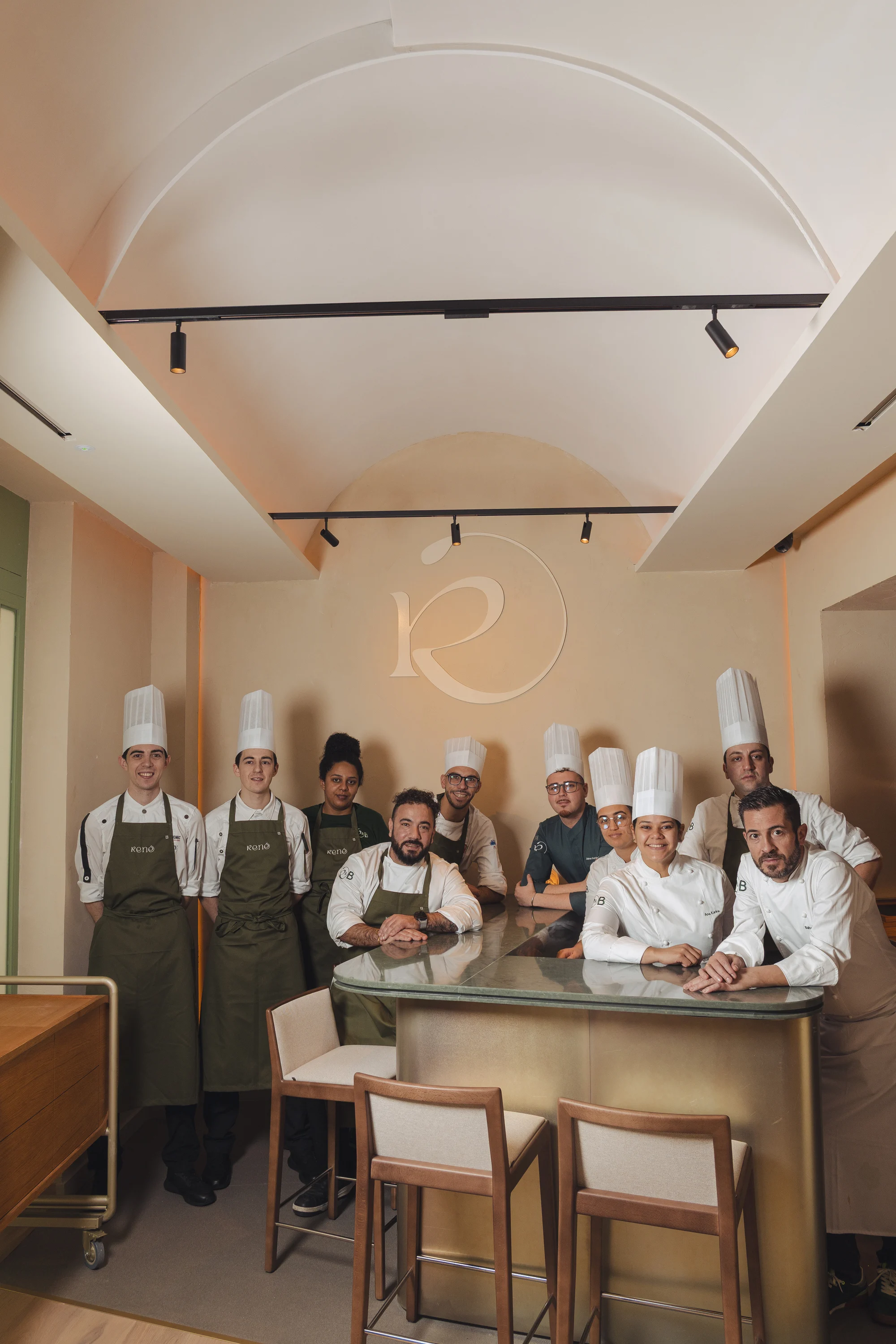 René. El equipo de René. Foto Wearegoma y René