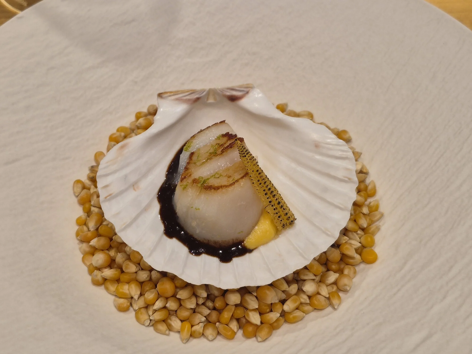 Vieira-maíz-ajo negro