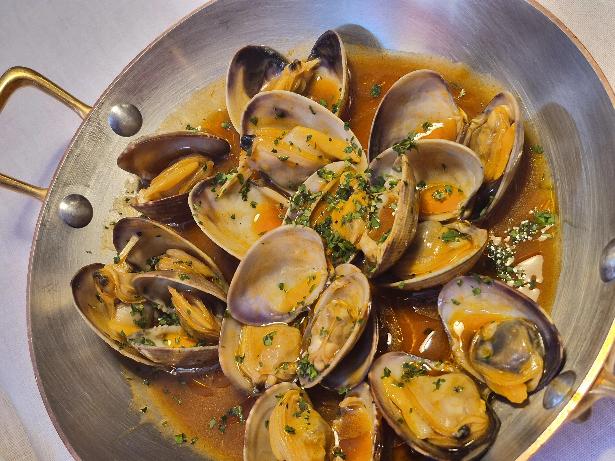 Almejas a la marinera