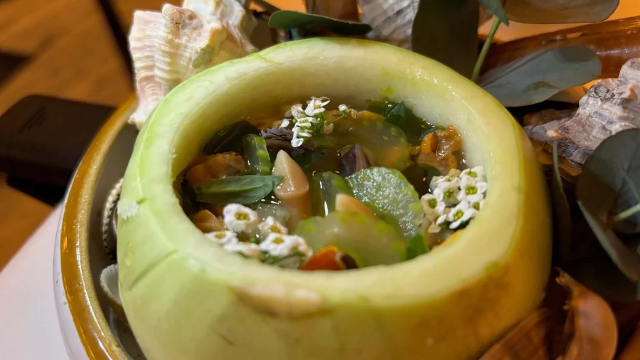 Caldo con marisco